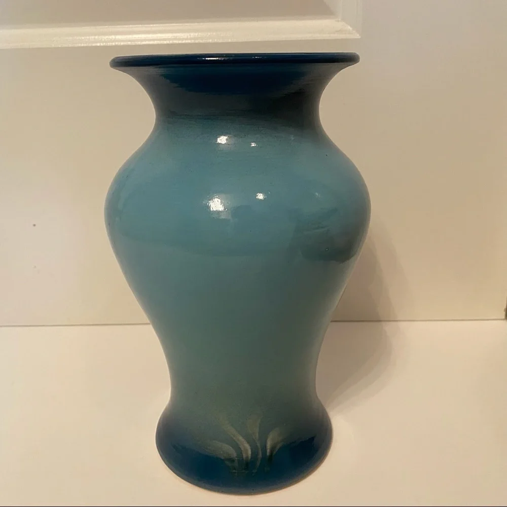 GARY L. WILSON VASE POTTERY BLUE AQUATIC TURTLE SEAHORSE OCEAN ART HOME DECOR